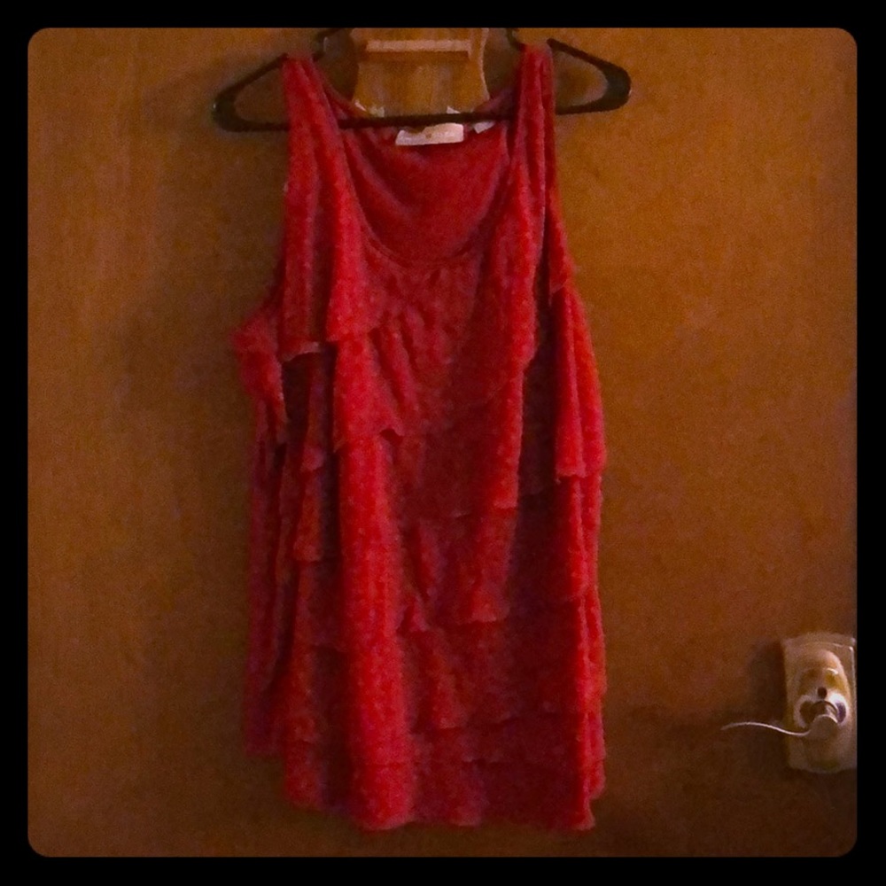 Sz 26/28 Avenue Red Ruffle Top